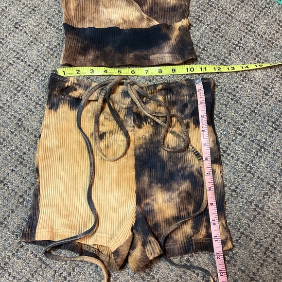 SHEIN Black Gold Yellow Tie Dye 2 Piece Short Tank Top Set * Size XS - Picture 6 of 10